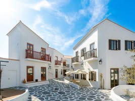 ホテル志摩スペイン村 の空室状況を確認する 宿泊予約は 一休 Com ホテル志摩スペイン村 の空室状況を確認する 宿泊予約は 一休 Com