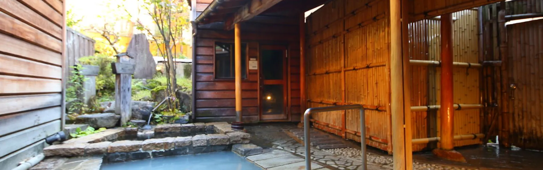 旅館さかや