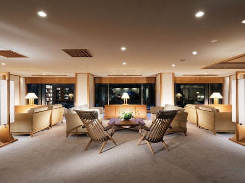 ロビーラウンジ