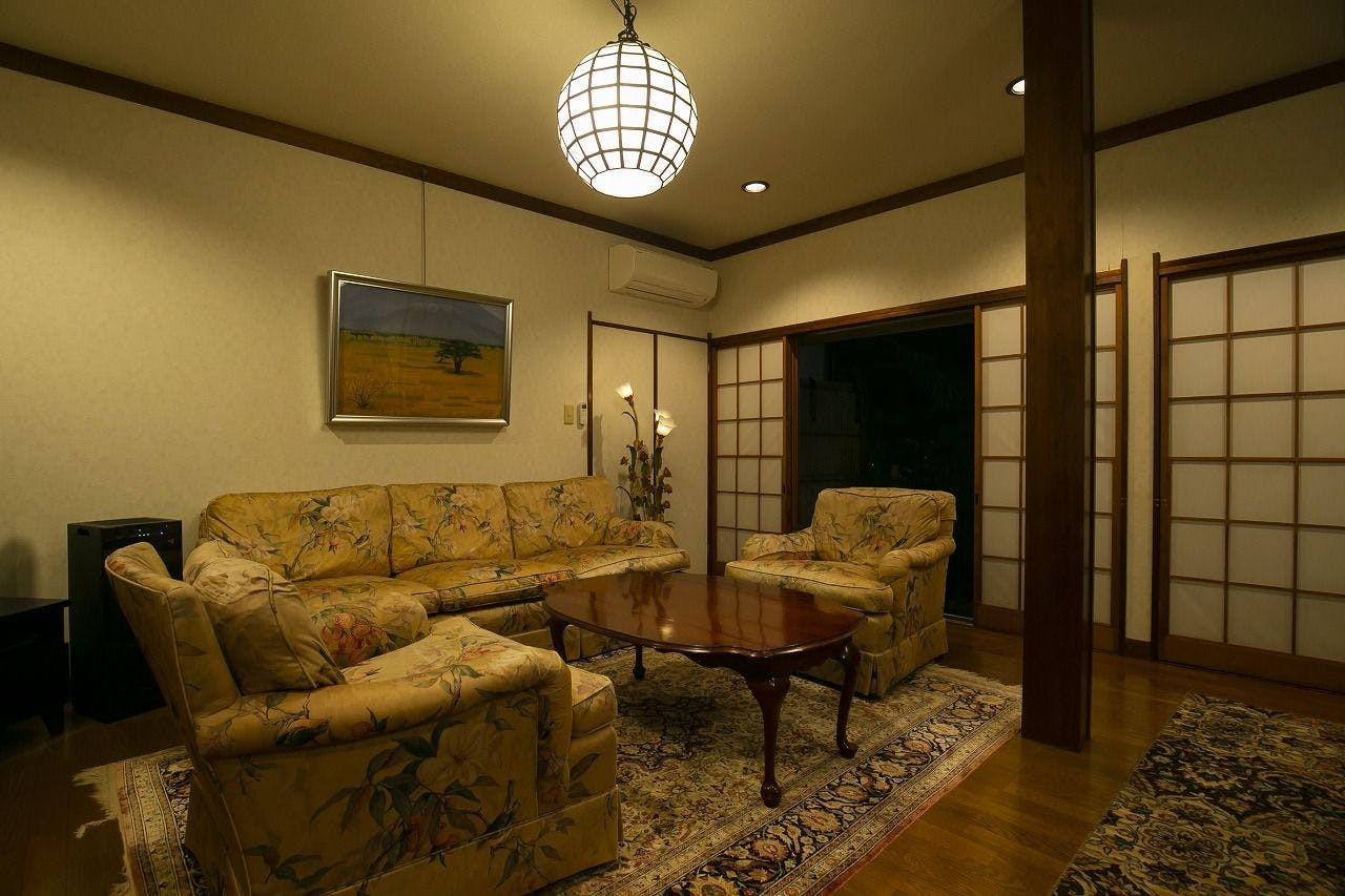 【一棟貸しの宿】割烹旅館　新叶