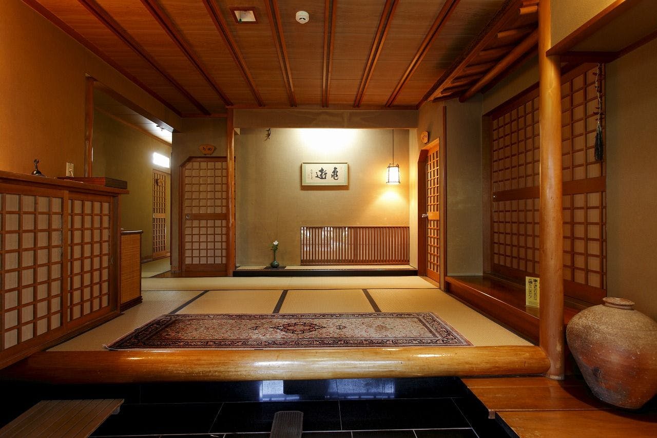 【一棟貸しの宿】割烹旅館　新叶