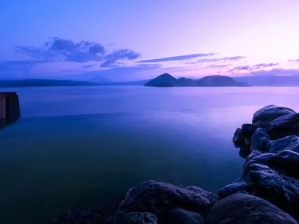 「鉱・香・炭」3種の岩盤浴を自由に楽しむ~60分のRelax Time(夕朝食:ブッフェ)