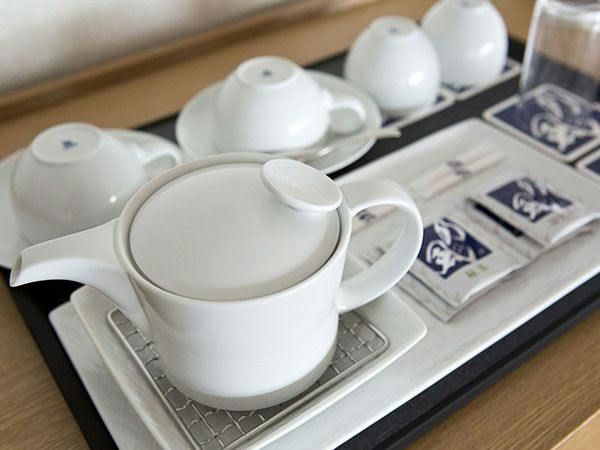 【客室】ほうじ茶・緑茶をご用意