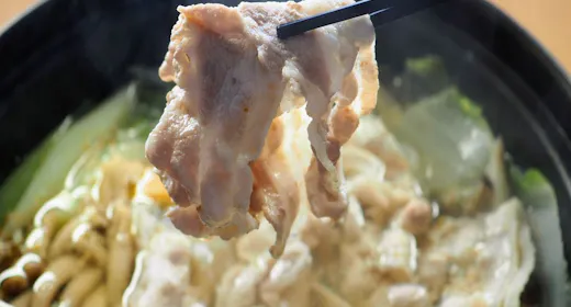 【1泊2食付】三重県産サクラポークを使用した豚しゃぶコース(前菜、小鉢、〆のうどん付)