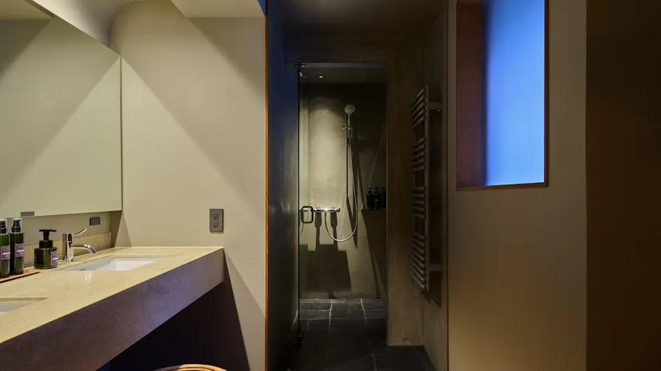 Kinosaki Onsen Registered Tangible Cultural Property Inn Mikuniya