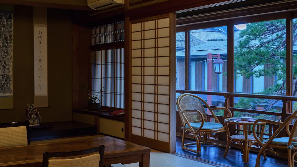 Kinosaki Onsen Registered Tangible Cultural Property Inn Mikuniya