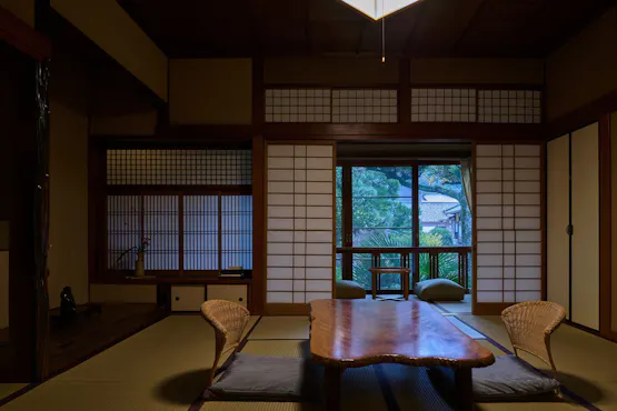 Kamar gaya Jepang 8 tatami (Pemandangan: Taman Jepang)