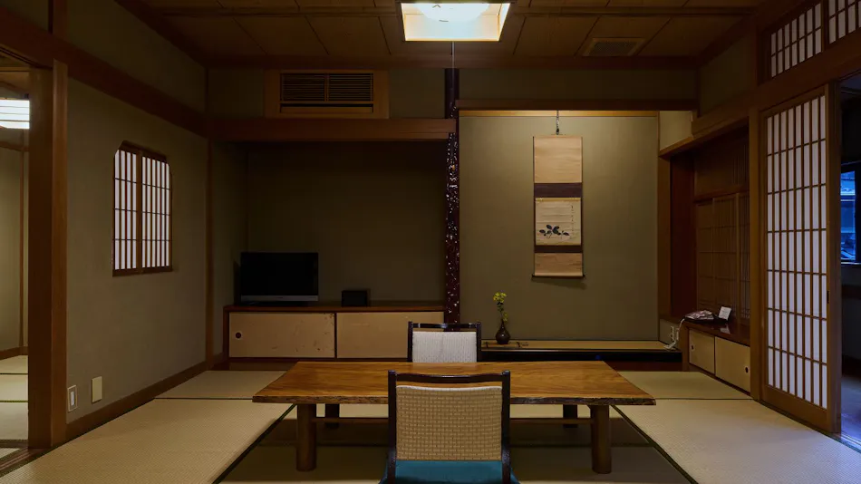 Kinosaki Onsen Registered Tangible Cultural Property Inn Mikuniya
