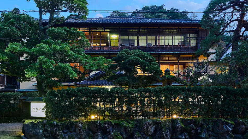 Kinosaki Onsen Registered Tangible Cultural Property Inn Mikuniya