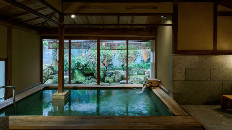 Kinosaki Onsen Registered Tangible Cultural Property Inn Mikuniya