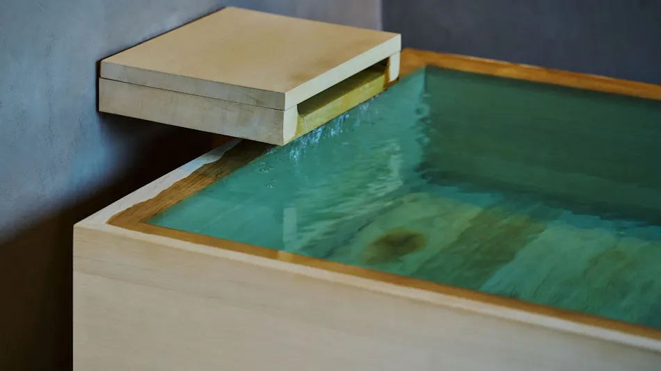 Kinosaki Onsen Registered Tangible Cultural Property Inn Mikuniya