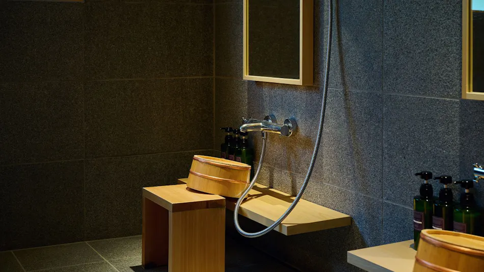 Kinosaki Onsen Registered Tangible Cultural Property Inn Mikuniya