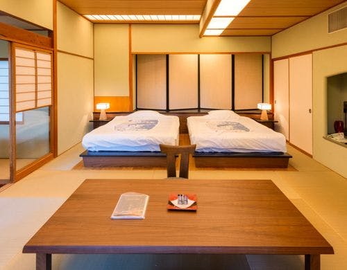 ～離れ「華翔庵」入口～