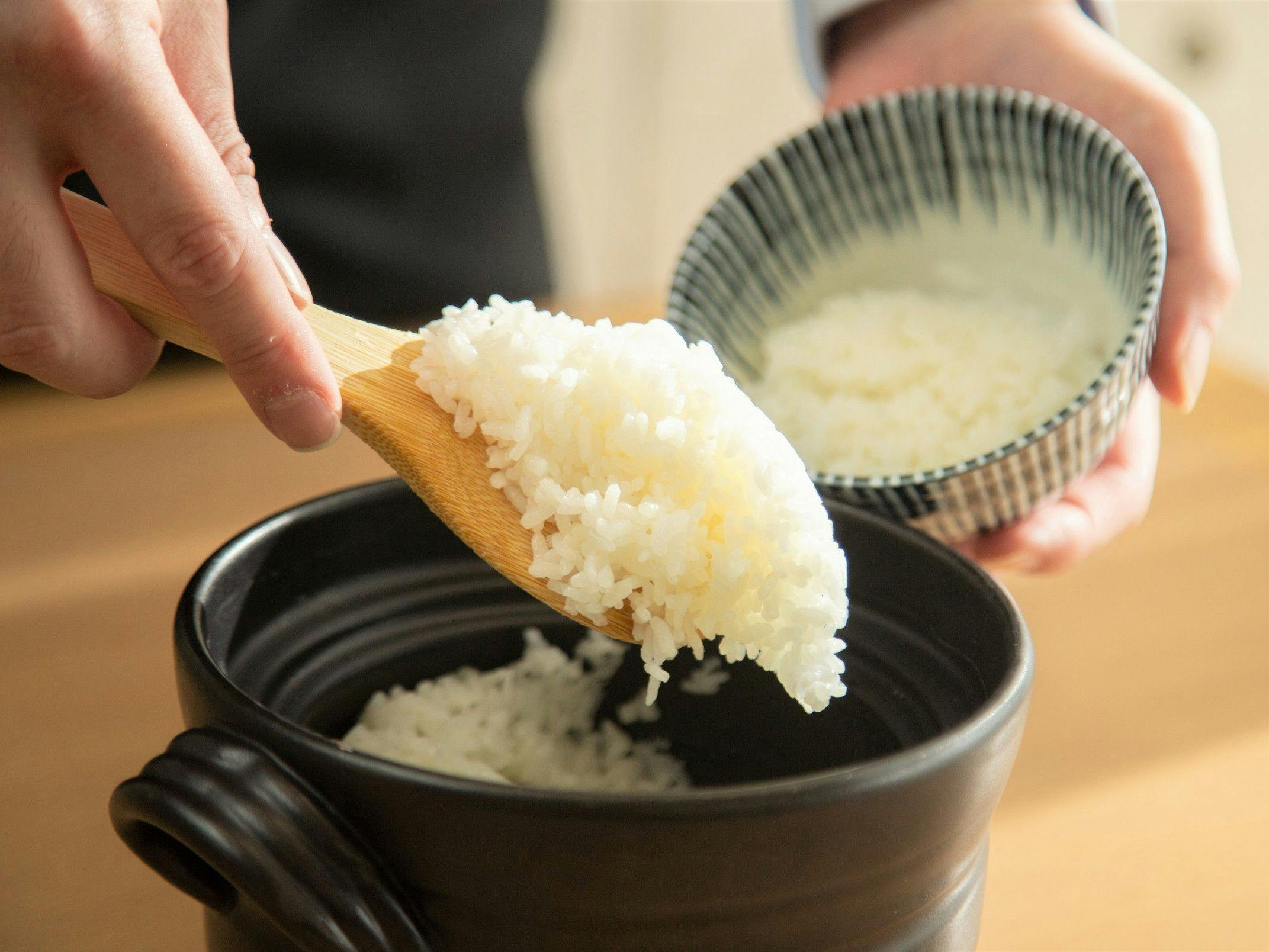 炊き立ての釜炊き御飯