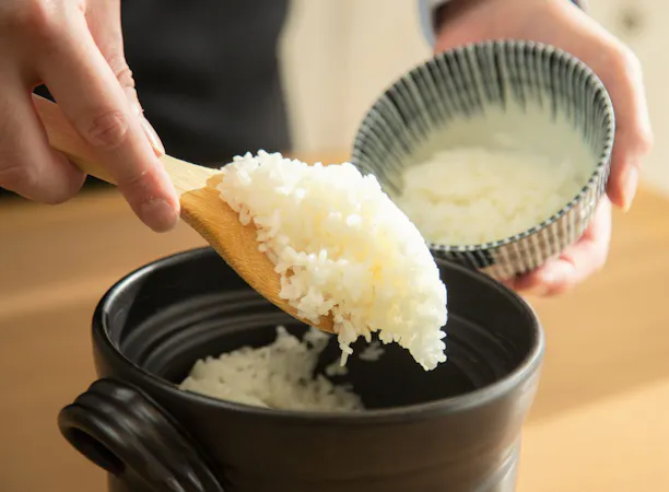 炊き立ての釜炊き御飯