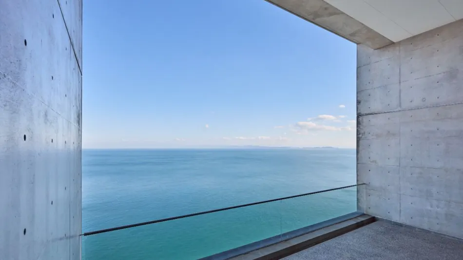 TOTO Seawind Awaji