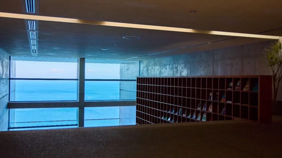 TOTO Seawind Awaji