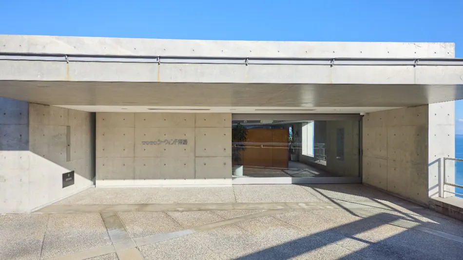 TOTO Seawind Awaji
