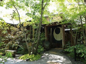 摘み草の宿こまつ