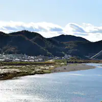 Pemandangan menghadap Sungai Nagara dan Gunung Kinka
