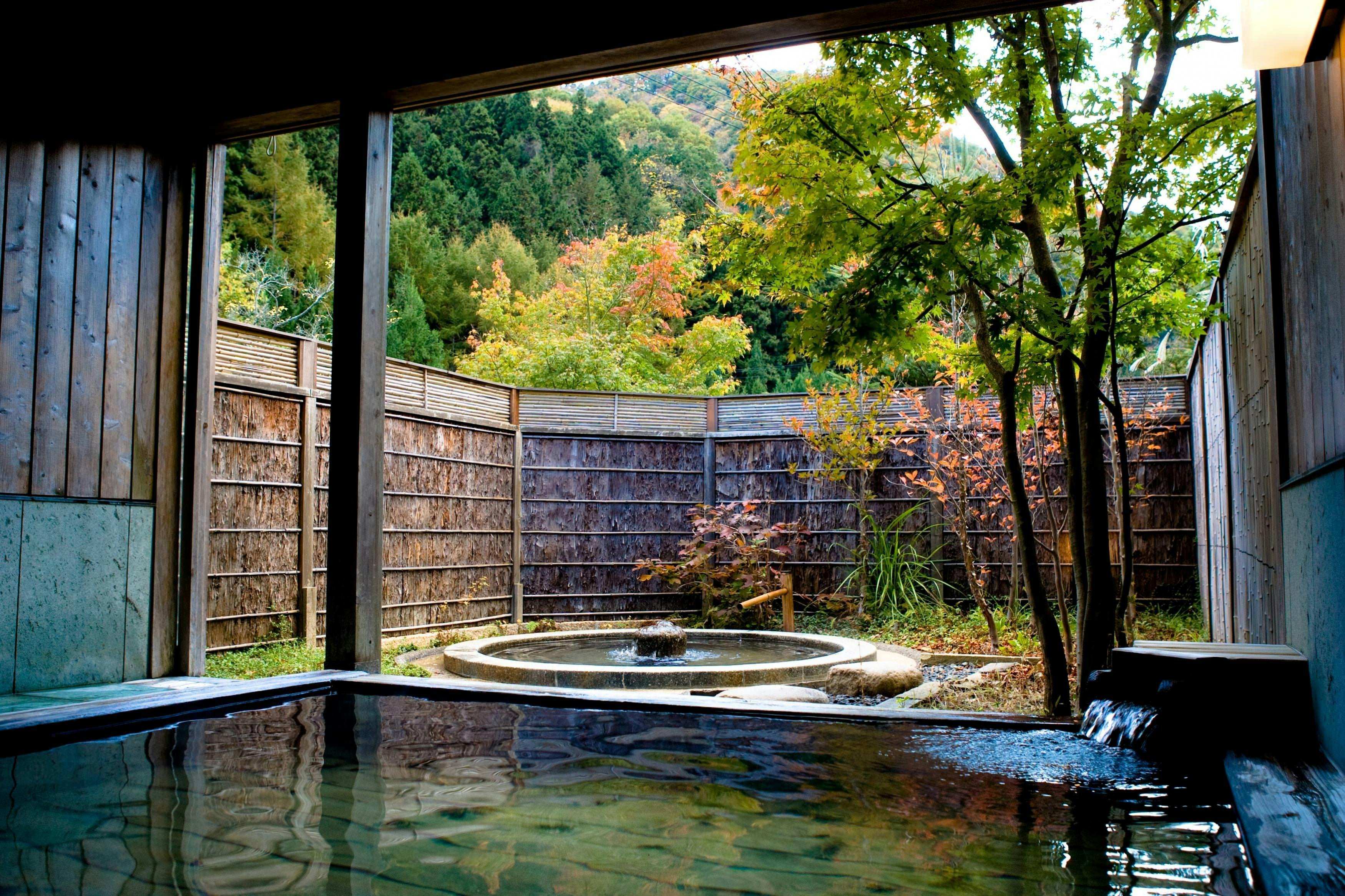 三水館