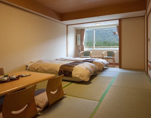 【本館和室ツイン12畳】