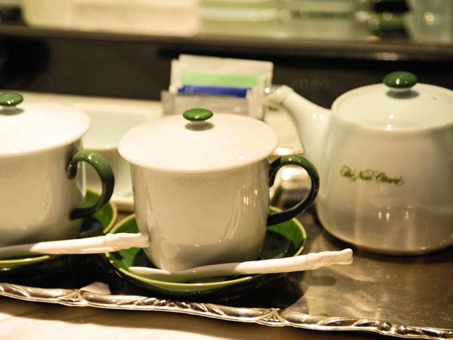 上層フロア茶器セット