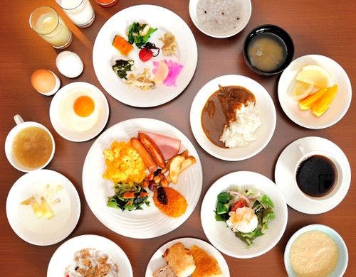 食べきれない美味しさ♪満足の60種類。