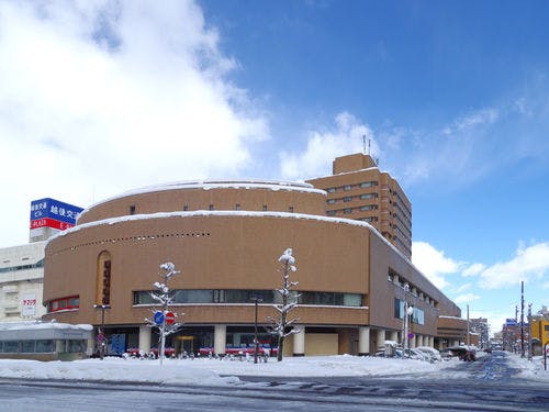 ホテル外観（冬）