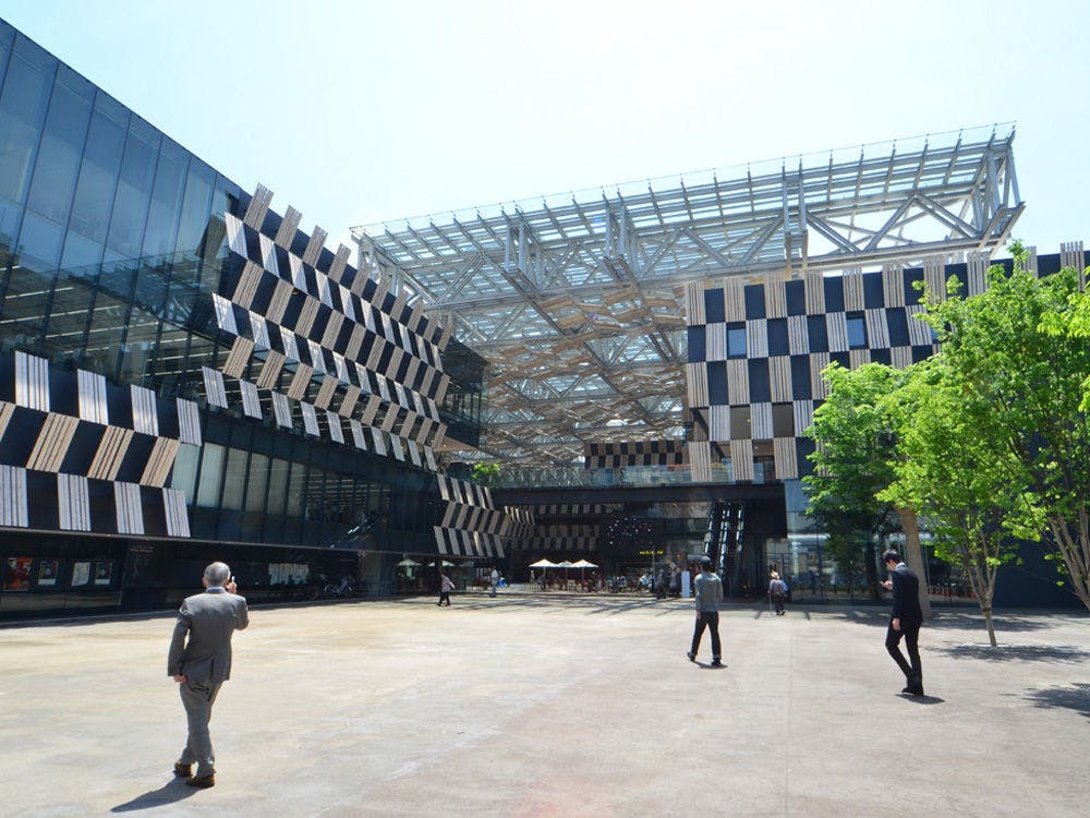 シティホール　アオーレ長岡（徒歩5分）