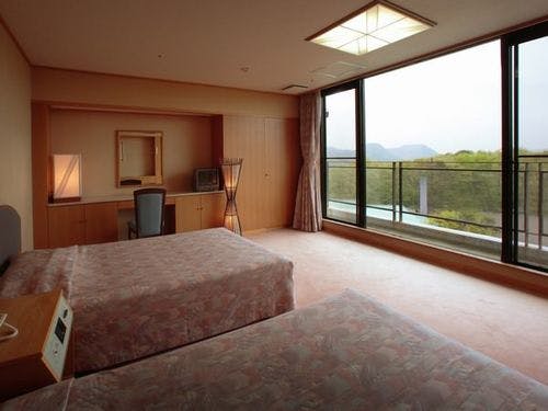 和洋室の和室（10畳）