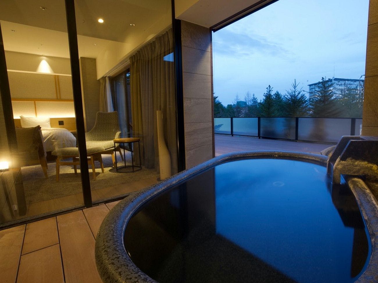 草津ナウリゾートホテル - 旬の味覚【すき焼き】上州牛と地元産の野菜