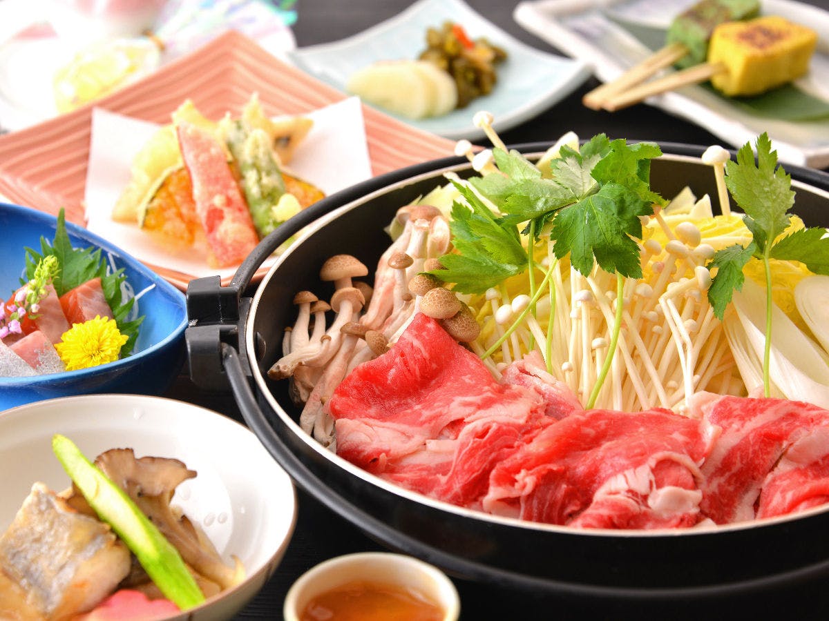 草津ナウリゾートホテル - 旬の味覚【すき焼き】上州牛と地元産の野菜