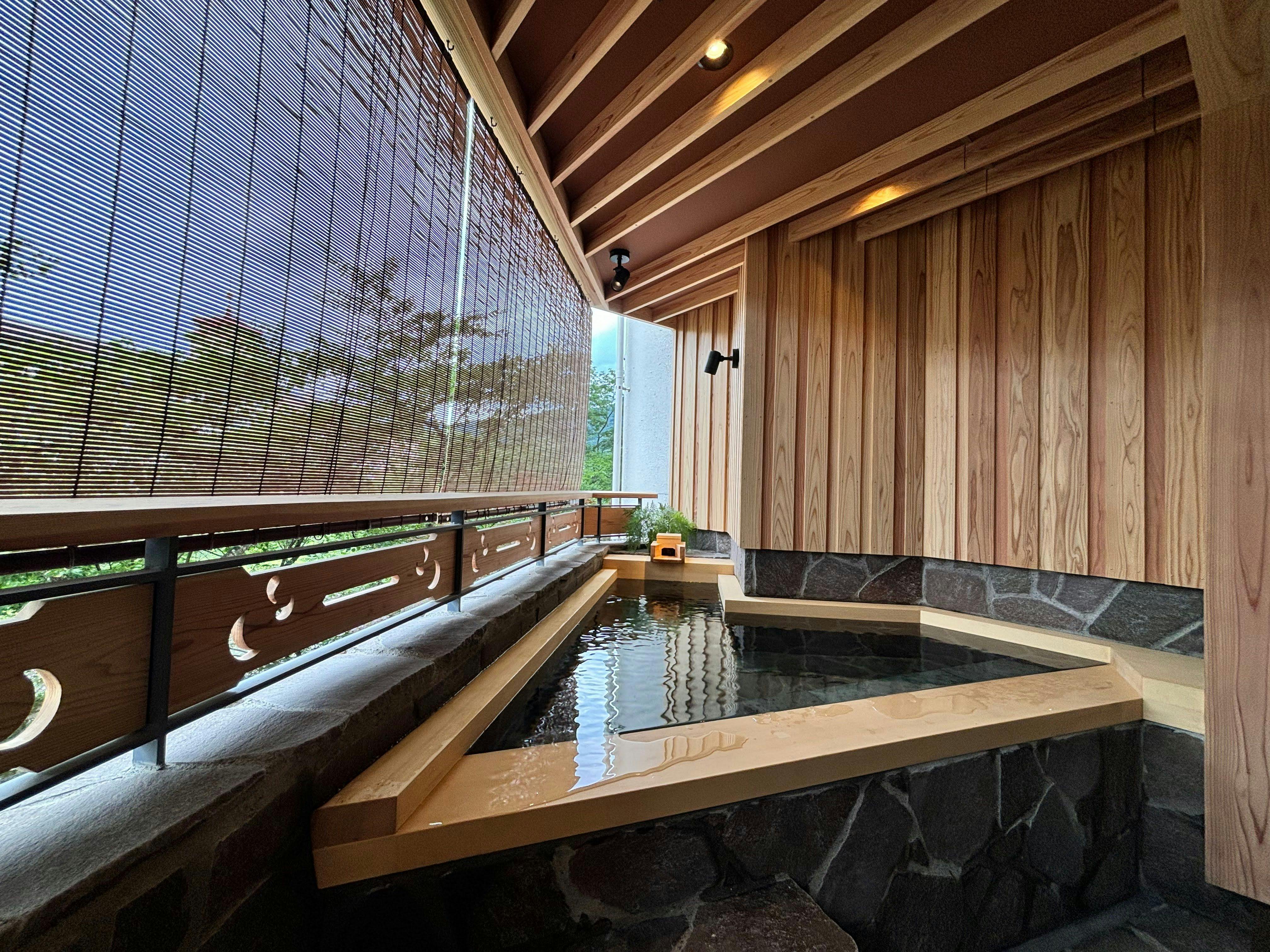 上牧温泉 辰巳館