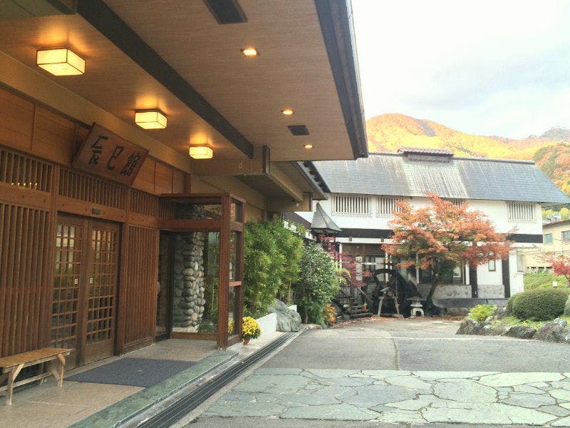 上牧温泉 辰巳館