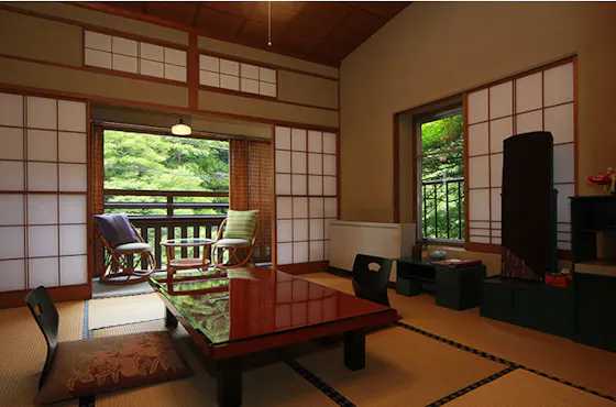 ห้องพักชั้น 3 ห้องสไตล์ญี่ปุ่นขนาด 8 เสื่อทาทามิ