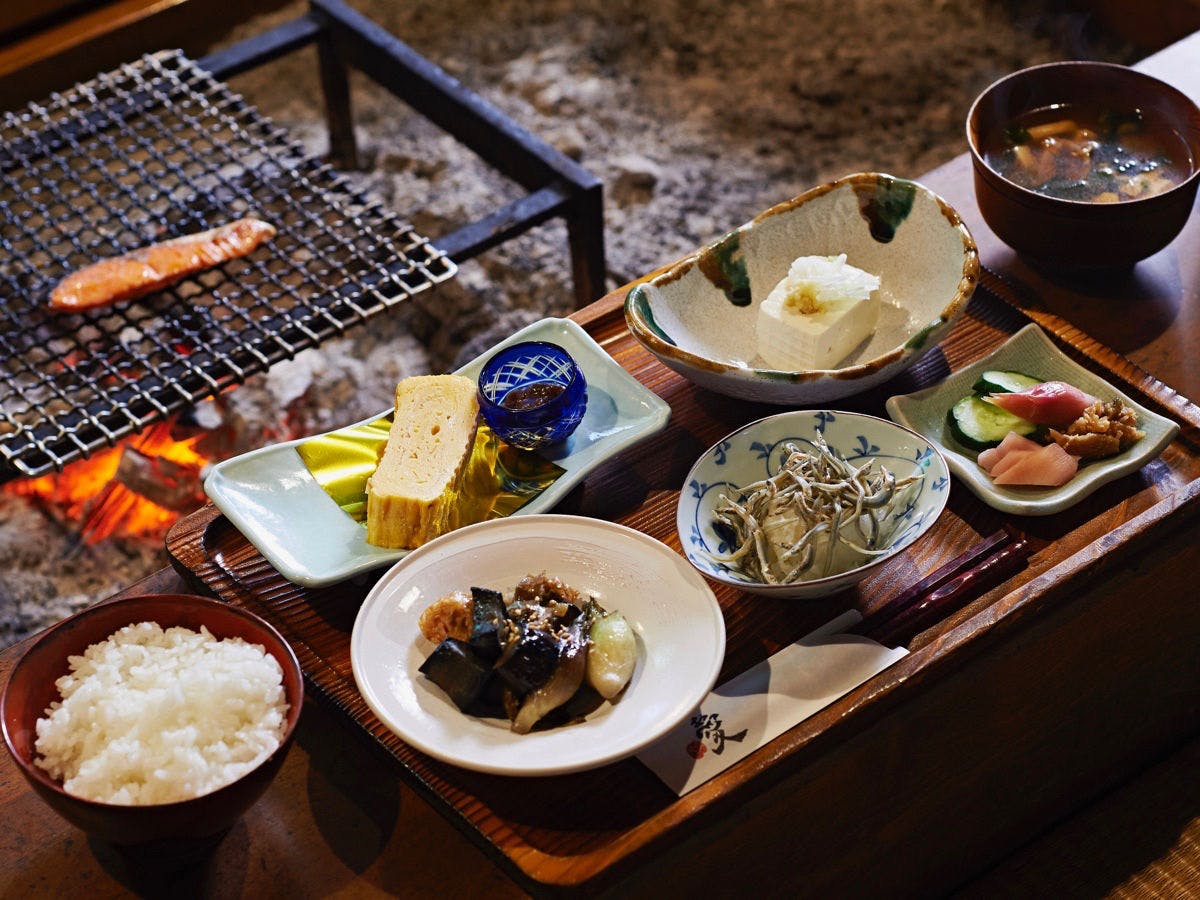 会津東山温泉　いろりの宿　芦名
