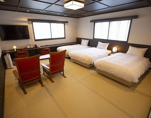 総檜風呂（全客室にございます。）