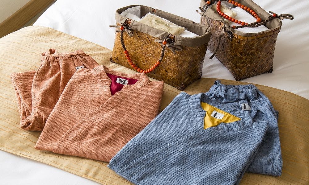 【Kamar】Disediakan keranjang mandi dan 'Samue'.