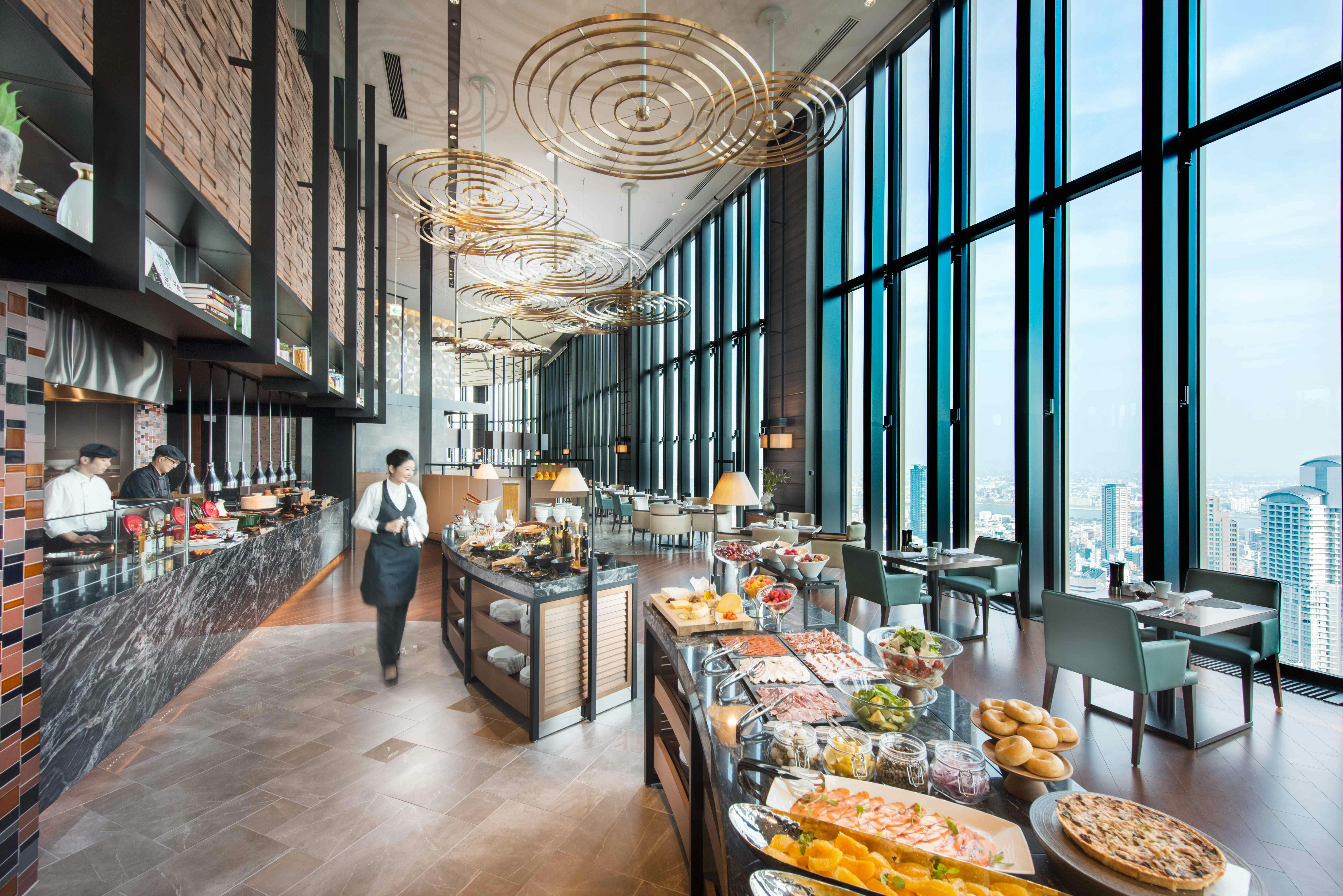 아토모스 다이닝