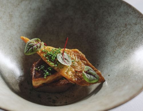 フォアグラのポワレ（提供イメージ）