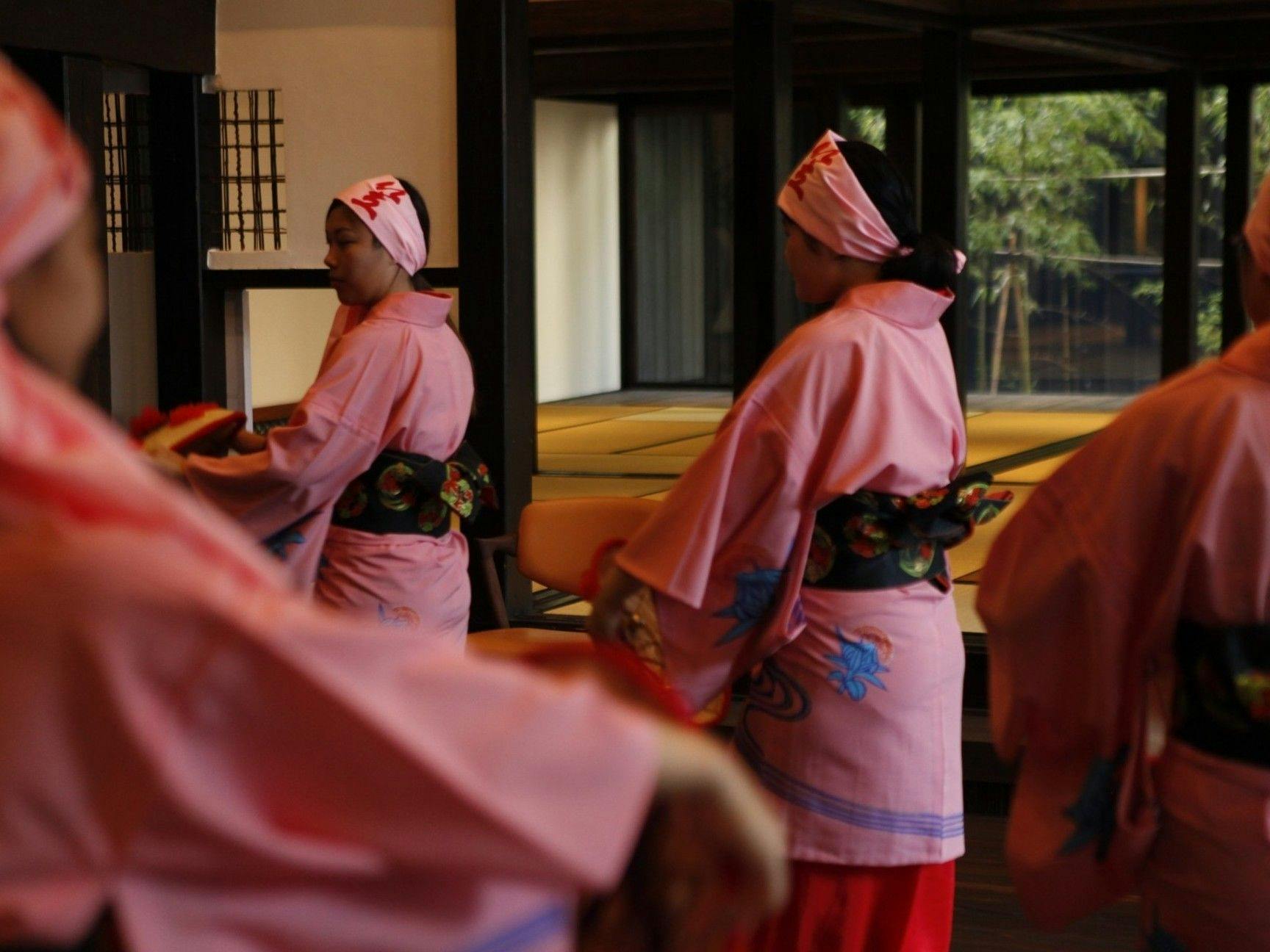 การเต้นรำฮานากาสะ※ขณะนี้หยุดชั่วคราวเนื่องจากมาตรการป้องกันโควิด-19