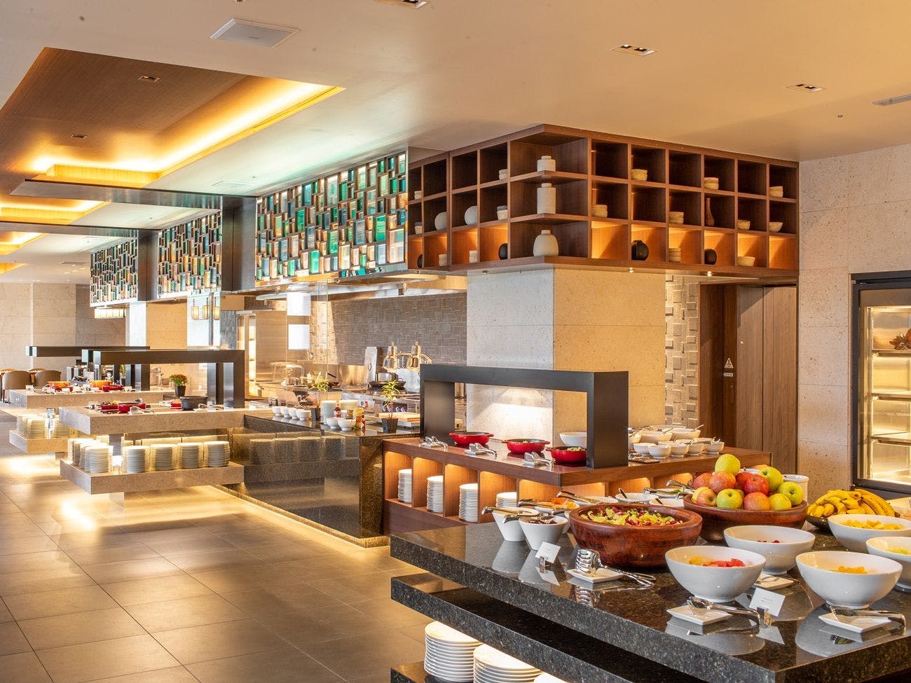 ハイアット リージェンシー 瀬良垣アイランド 沖縄 - 静かな海を