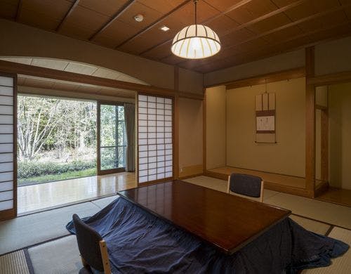 和洋室「埴生」