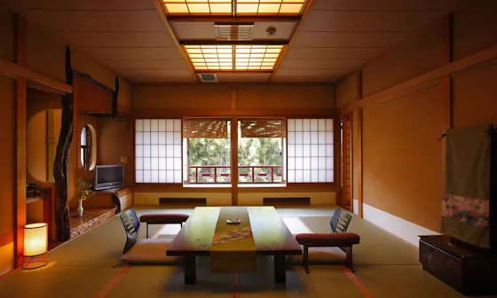 松本清張氏が小説を書いた離れ部屋