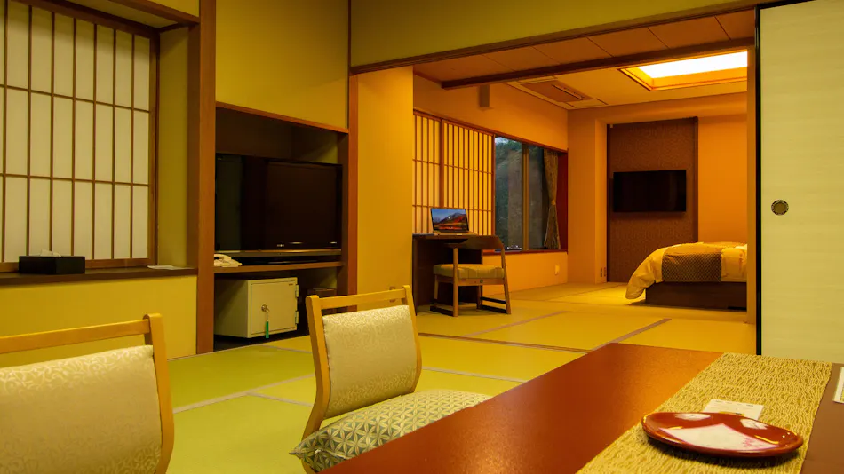 Yomogihira Onsen Izumiya