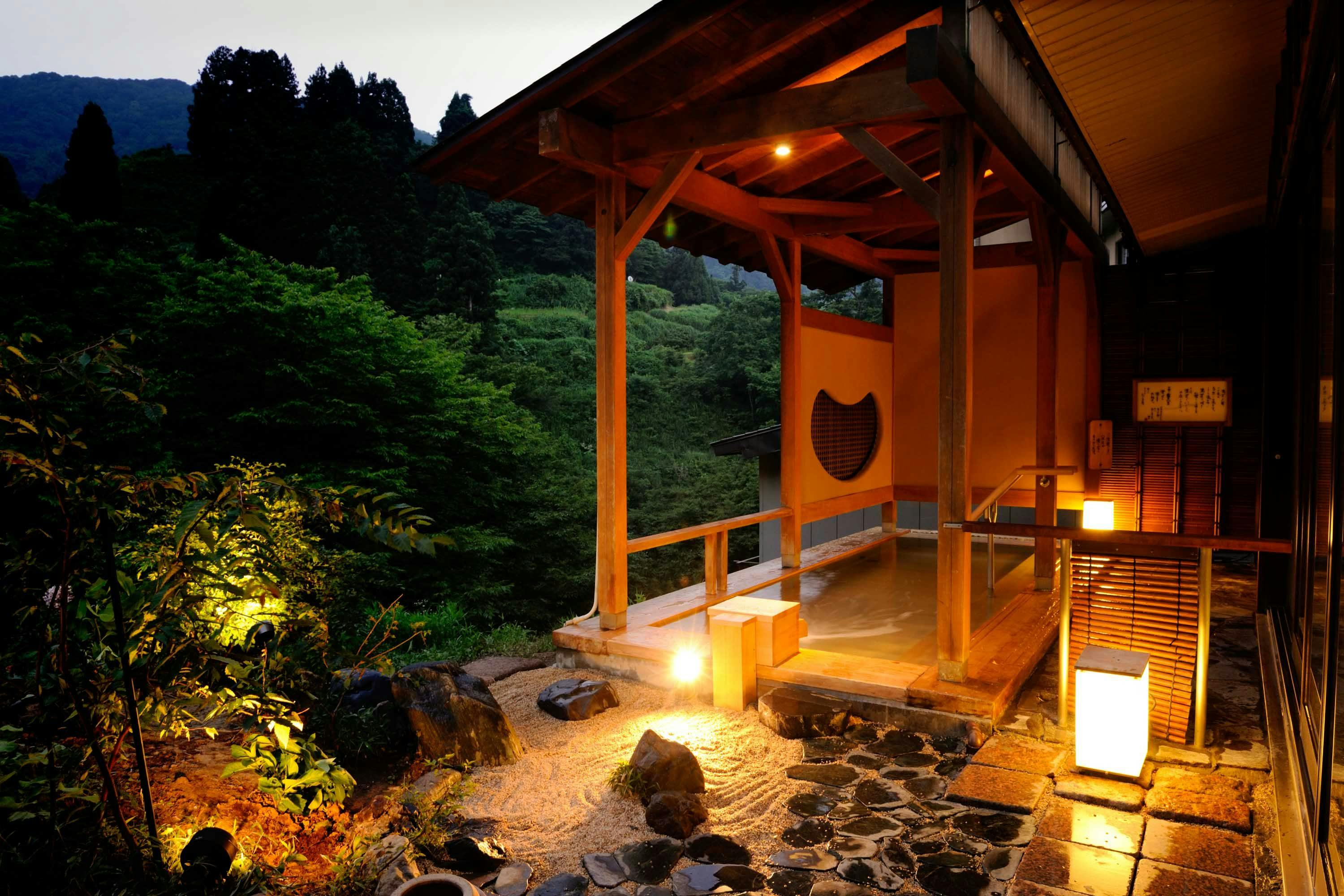 よもぎひら温泉　和泉屋