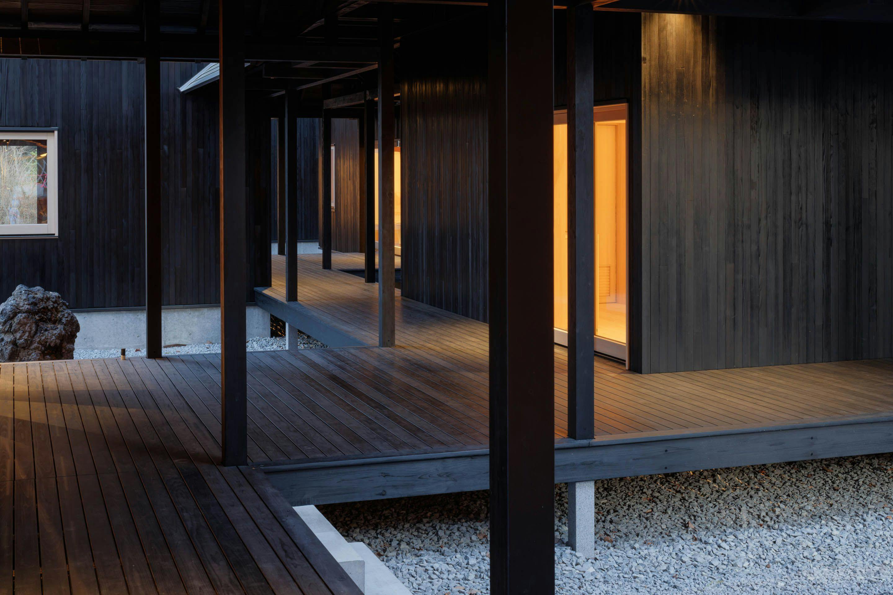 SHISHI-IWA - HOUSE KARUIZAWA