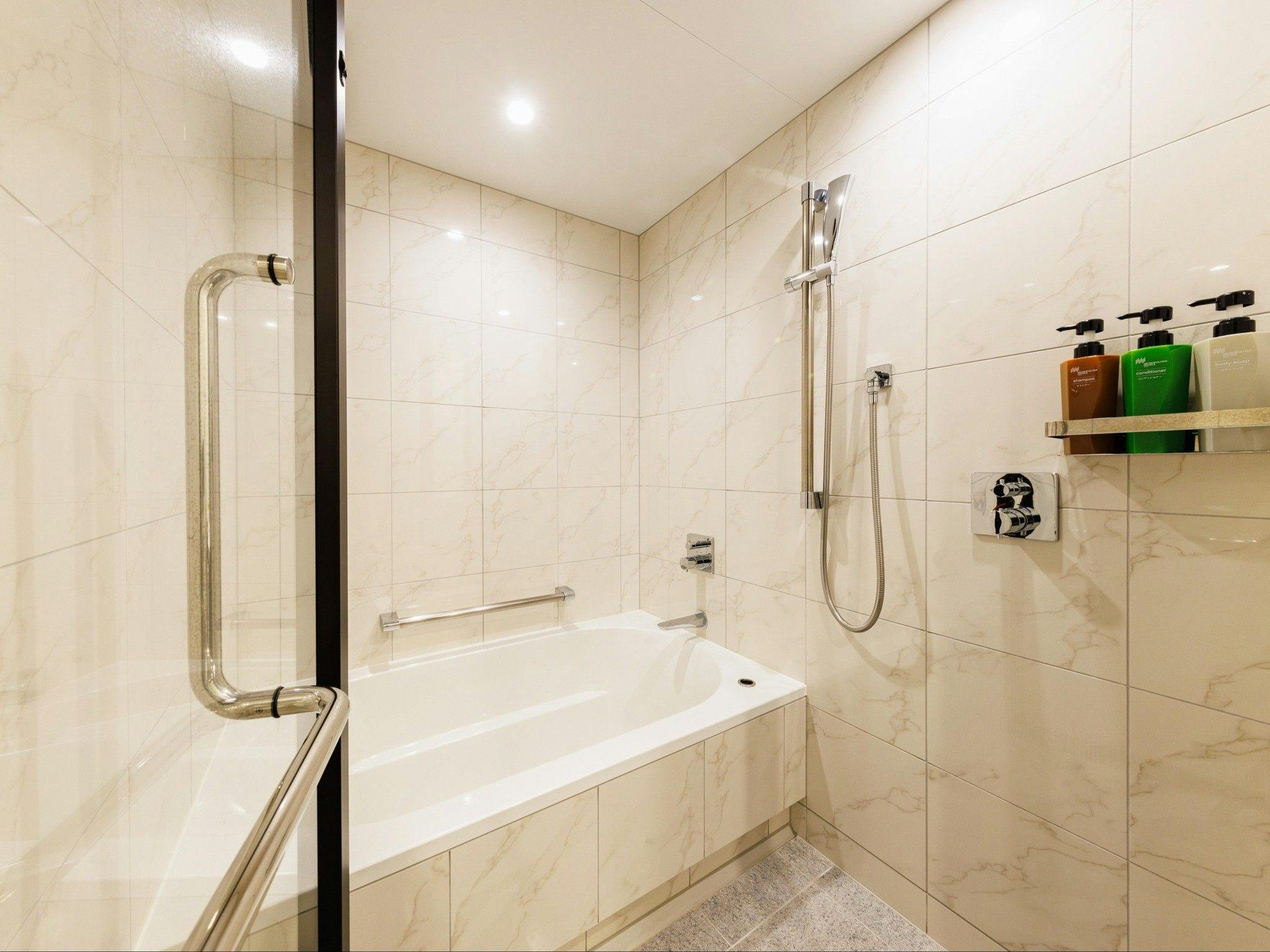 バスルーム（クイーンタイプ）