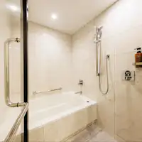 バスルーム(クイーンタイプ)